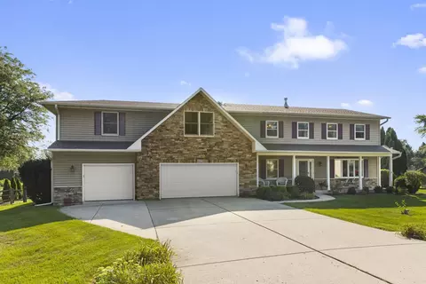 11221 Highland Dr, Naperville, IL 60564