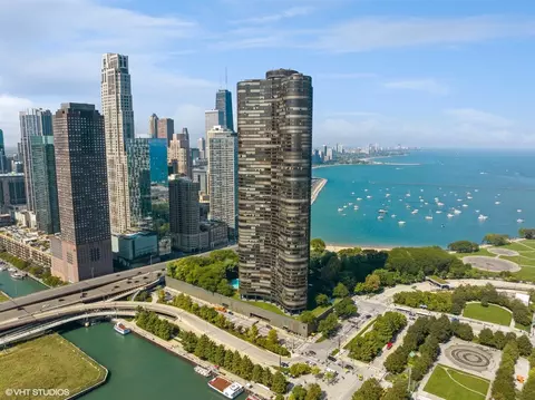 505 N Lake Shore Dr #3704, Chicago, IL 60611