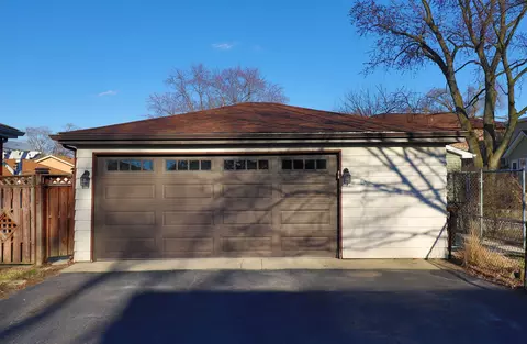 Exterior - 10836 Front St, Mokena, IL 60448 photo 12 of 14