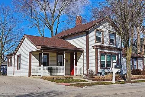 10836 Front St, Mokena, IL 60448