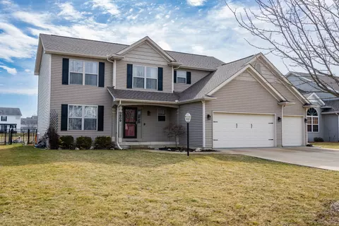 3909 Trailway Dr, Champaign, IL 61822
