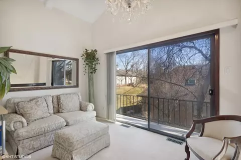 Living - 8129 Kathryn Ct, Burr Ridge, IL 60527 photo 7 of 7
