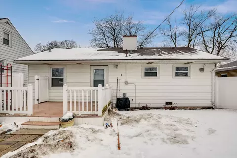 Exterior - 2925 S 13th Ave, Broadview, IL 60155 photo 9 of 15