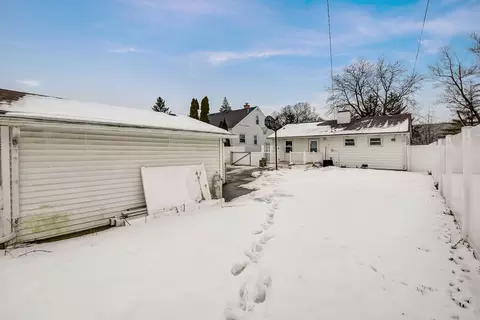 Exterior - 2925 S 13th Ave, Broadview, IL 60155 photo 11 of 15