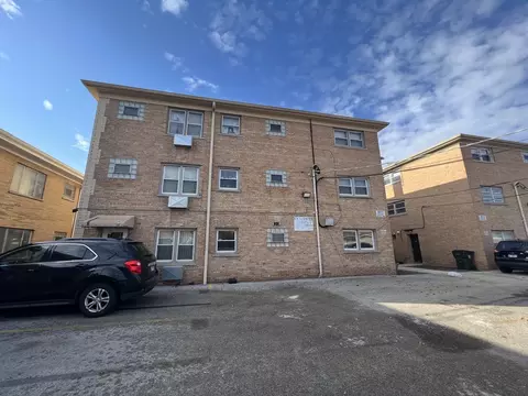 Exterior - 3517 Harlem Ave #1C, Berwyn, IL 60402 photo 4 of 5