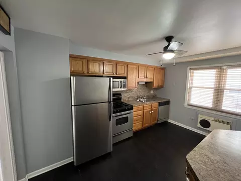 Kitchen - 3517 Harlem Ave #1C, Berwyn, IL 60402 photo 2 of 3