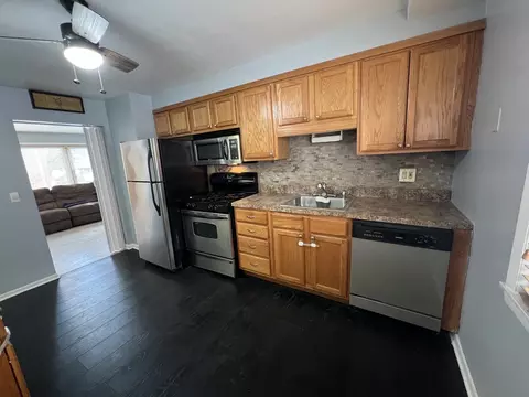 Kitchen - 3517 Harlem Ave #1C, Berwyn, IL 60402 photo 3 of 3