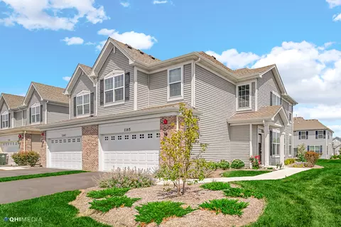 1165 Hawk Hollow Dr, Yorkville, IL 60560