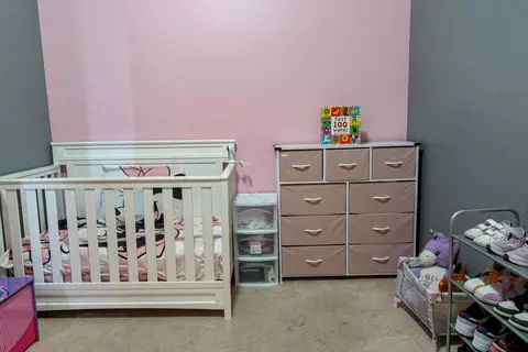 Bedroom - 735 E 50th St #3, Chicago, IL 60615 photo 3 of 4