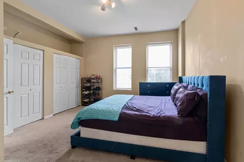 Bedroom - 735 E 50th St #3, Chicago, IL 60615 photo 2 of 4