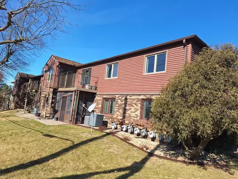 601 N Main St #3S, Normal, IL 61761