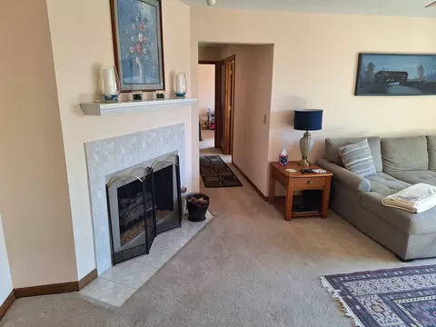 601 N Main St #3S, Normal, IL 61761 photo 5