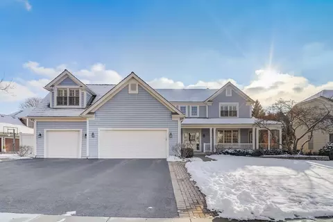 1923 Darnell St, Libertyville, IL 60048