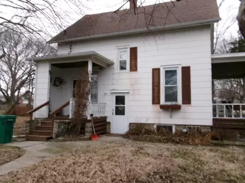Exterior - 147 Walnut St, Seneca, IL 61360 photo 5 of 6