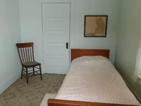 Bedroom - 147 Walnut St, Seneca, IL 61360 photo 5 of 7