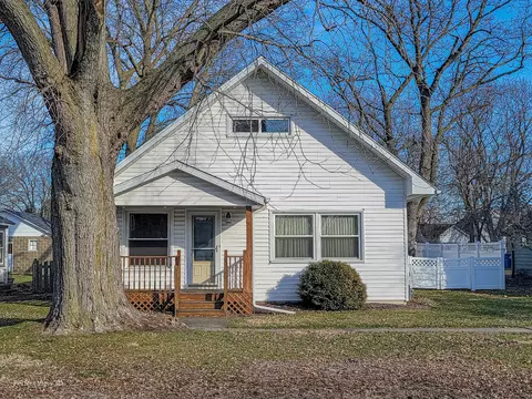 506 7th St, Mazon, IL 60444