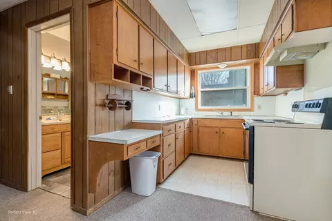 Kitchen - 506 7th St, Mazon, IL 60444 photo 1 of 3