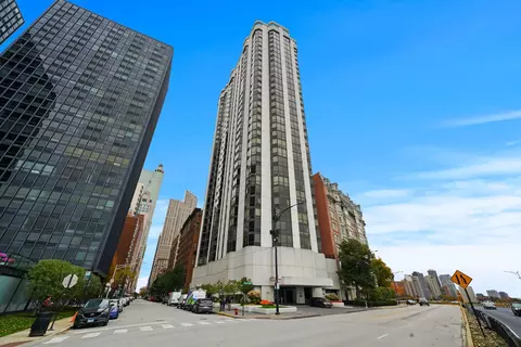 990 N Lake Shore Dr #24A, Chicago, IL 60611