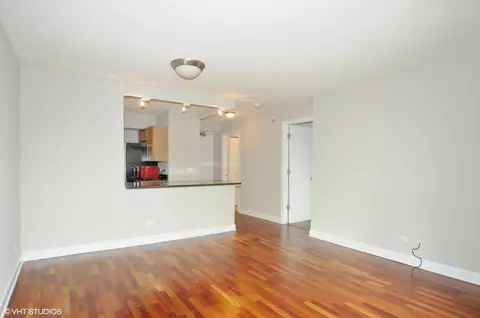 30 E Huron St #2408, Chicago, IL 60611 photo 4
