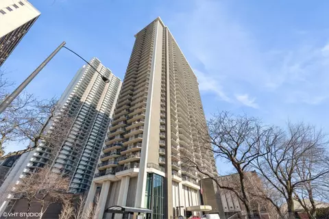 6007 N Sheridan Rd #36J, Chicago, IL 60660