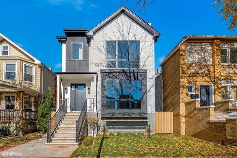 1930 W Barry Ave, Chicago, IL 60657