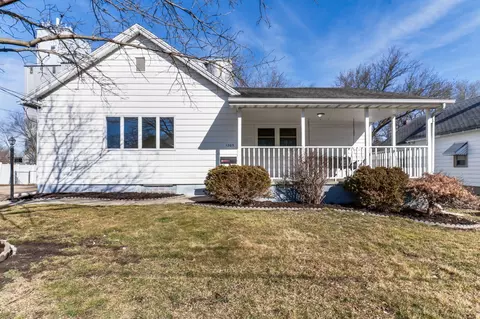 1305 W Grove St, Bloomington, IL 61701