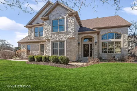 2536 Sutton Ln, Aurora, IL 60502