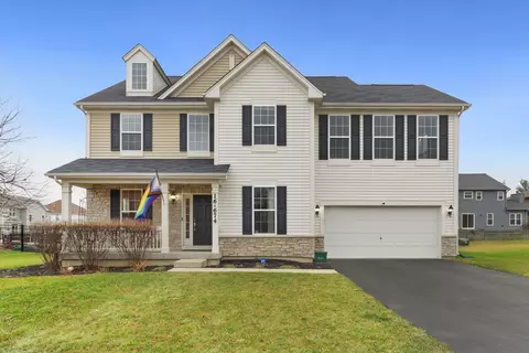 16 W674 Hawthorne Ct, Willowbrook, IL 60527