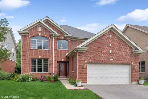 2250 Ottawa St, Des Plaines, IL 60016