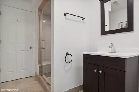 Bath - 2250 Ottawa St, Des Plaines, IL 60016 photo 5 of 5