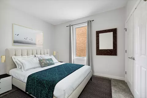 Bedroom - 2250 Ottawa St, Des Plaines, IL 60016 photo 1 of 7