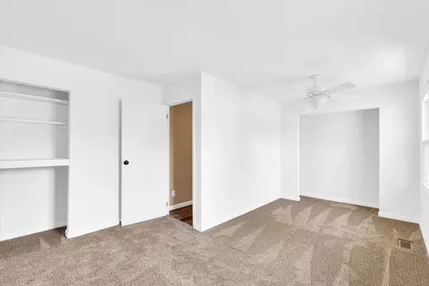 Bedroom - 1404 Maplepark Dr, Champaign, IL 61821 photo 3 of 3
