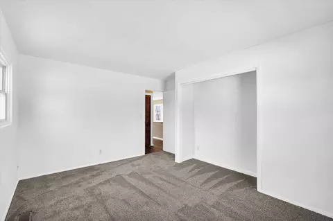 Bedroom - 1404 Maplepark Dr, Champaign, IL 61821 photo 1 of 3