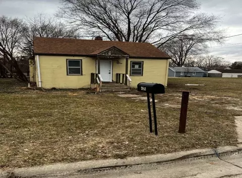 2813 Potter St, Rockford, IL 61109