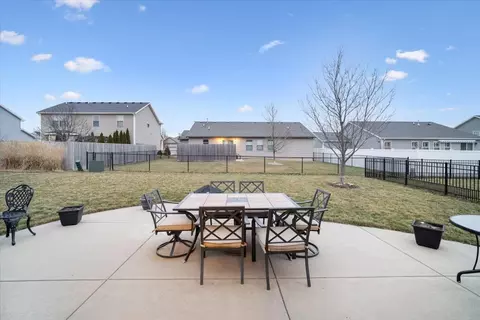 Exterior - 2432 Corinth Ln, Normal, IL 61761 photo 3 of 4