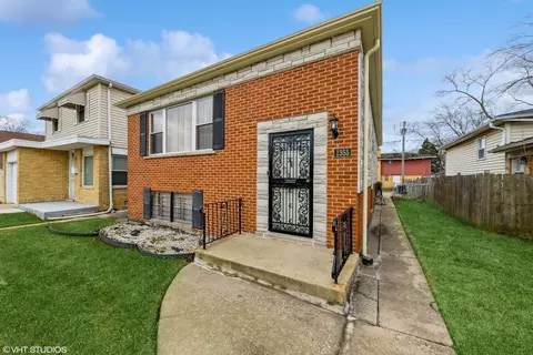 1355 W 115th St, Chicago, IL 60643