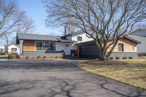 1032 Douglas Ave, Naperville, IL 60540