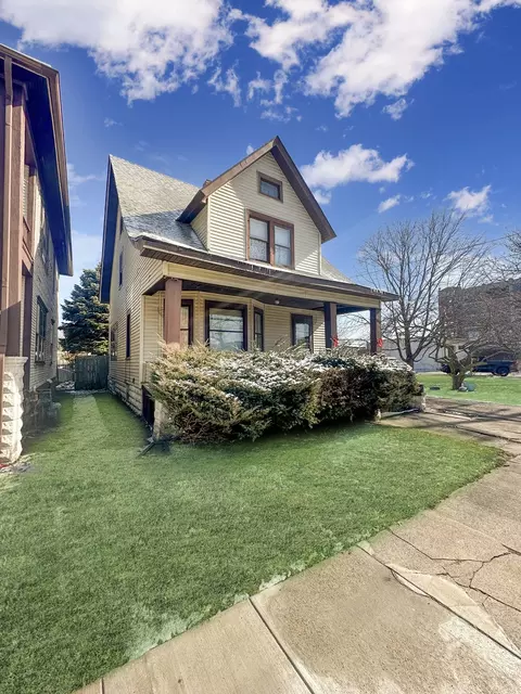 1810 9th St, Rockford, IL 61104