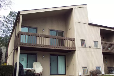 50 Oak Hill Colony #5, Fox Lake, IL 60020