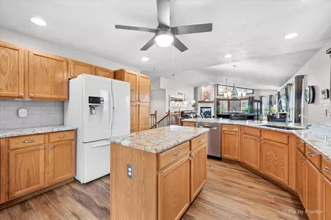 Kitchen - 1786 Gainsboro Ave, Davis, IL 61019 photo 5 of 5