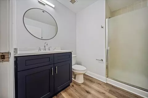 Bath - 41 E 8th St #1606, Chicago, IL 60605 photo 2 of 2