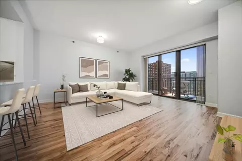 Living - 41 E 8th St #1606, Chicago, IL 60605 photo 1 of 2