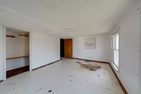 305 E Douglas St, Carlock, IL 61725 photo 16