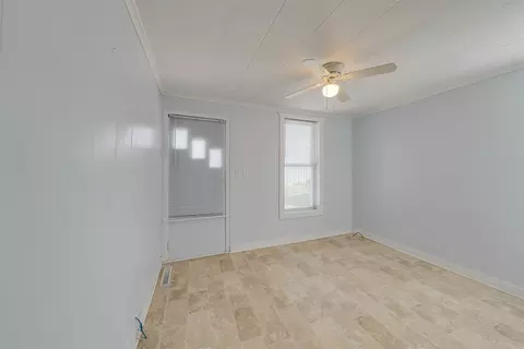 305 E Douglas St, Carlock, IL 61725 photo 7