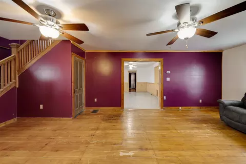 305 E Douglas St, Carlock, IL 61725 photo 18