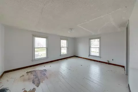 305 E Douglas St, Carlock, IL 61725 photo 25