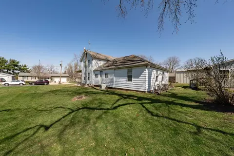 305 E Douglas St, Carlock, IL 61725 photo 33