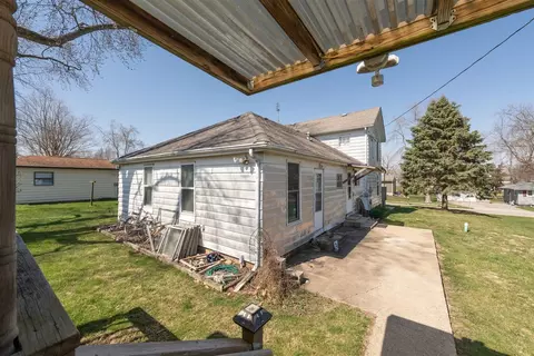 305 E Douglas St, Carlock, IL 61725 photo 36