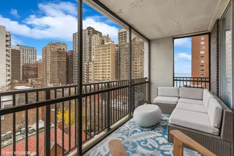 Exterior - 1 E Schiller St #11A, Chicago, IL 60610 photo 2 of 2