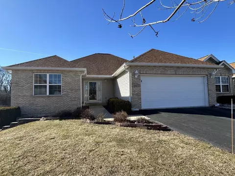 367 Garden Cir, Yorkville, IL 60560